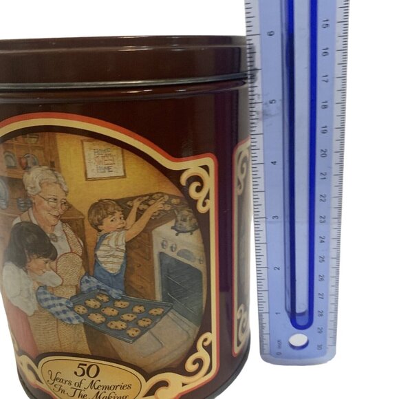 Vintage 1989 Nestle Toll House 50th Anniversary Cookie Tin Retro Decor Empty - Picture 8 of 9